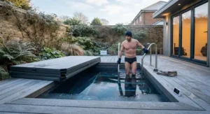 Well-insulated cold water plunge pool suitable for use throughout the British winter
